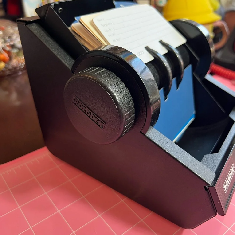 Rolodex Black Rotary Card File - Picture 3 of 7